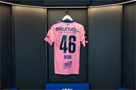 Molde FK - Auksjon til inntekt for Rosa sløyfe