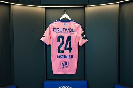 Molde FK - Auksjon til inntekt for Rosa sløyfe