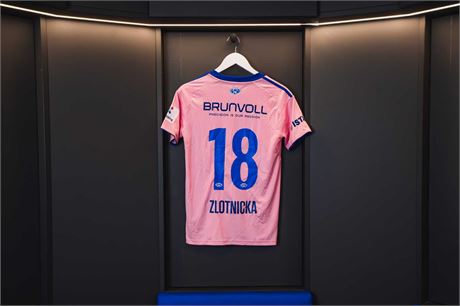 Molde FK - Auksjon til inntekt for Rosa sløyfe