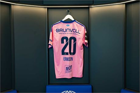 Molde FK - Auksjon til inntekt for Rosa sløyfe