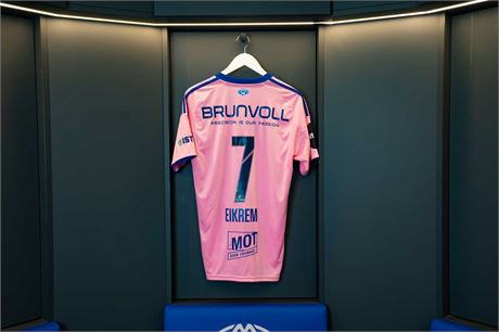 Molde FK - Auksjon til inntekt for Rosa sløyfe