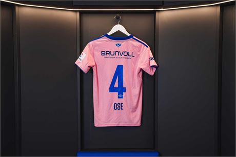 Molde FK - Auksjon til inntekt for Rosa sløyfe